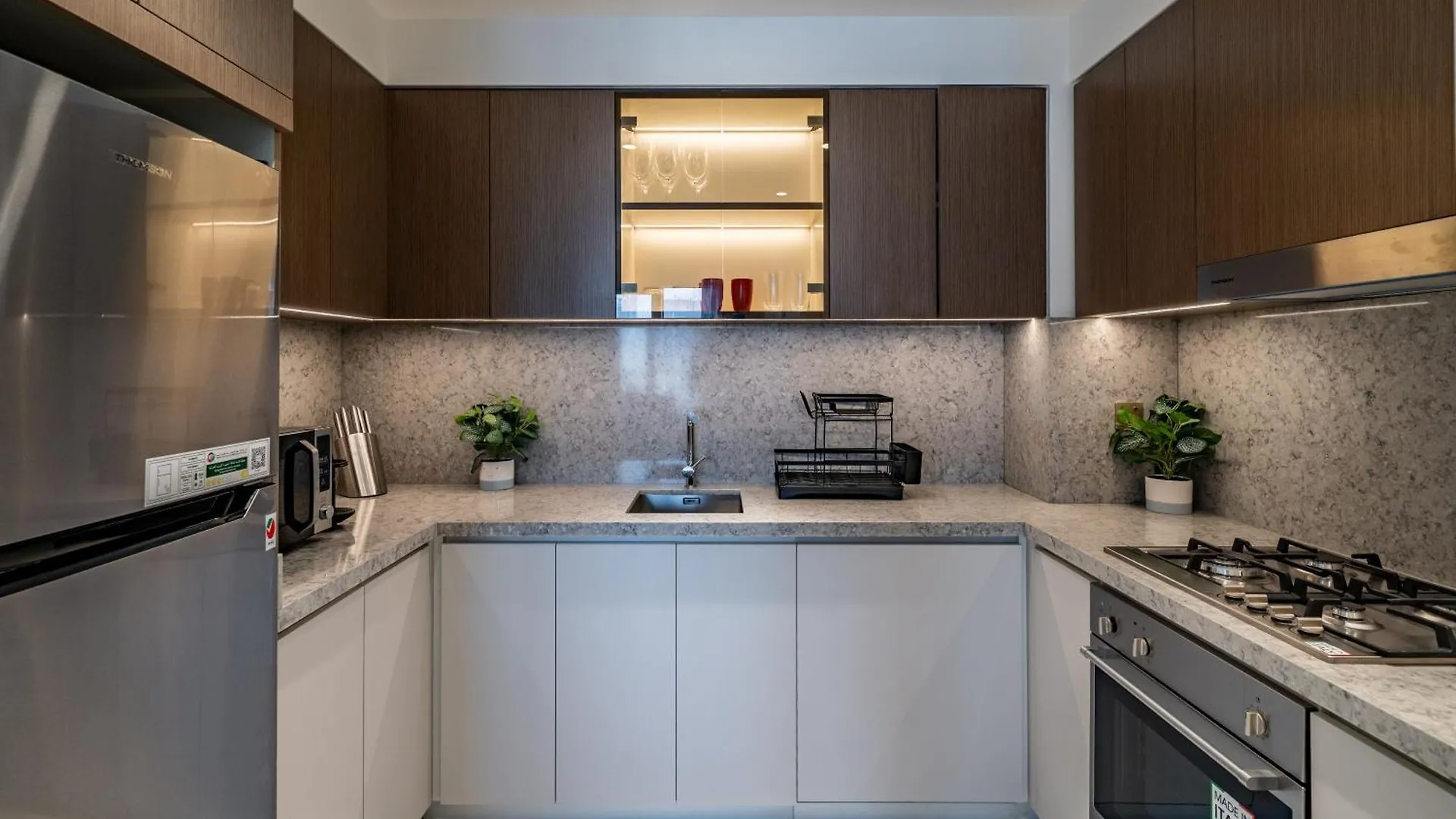 Homes & Beyond I Modernistic 1Br With Beachfront Дубай 0*,  ОАЭ