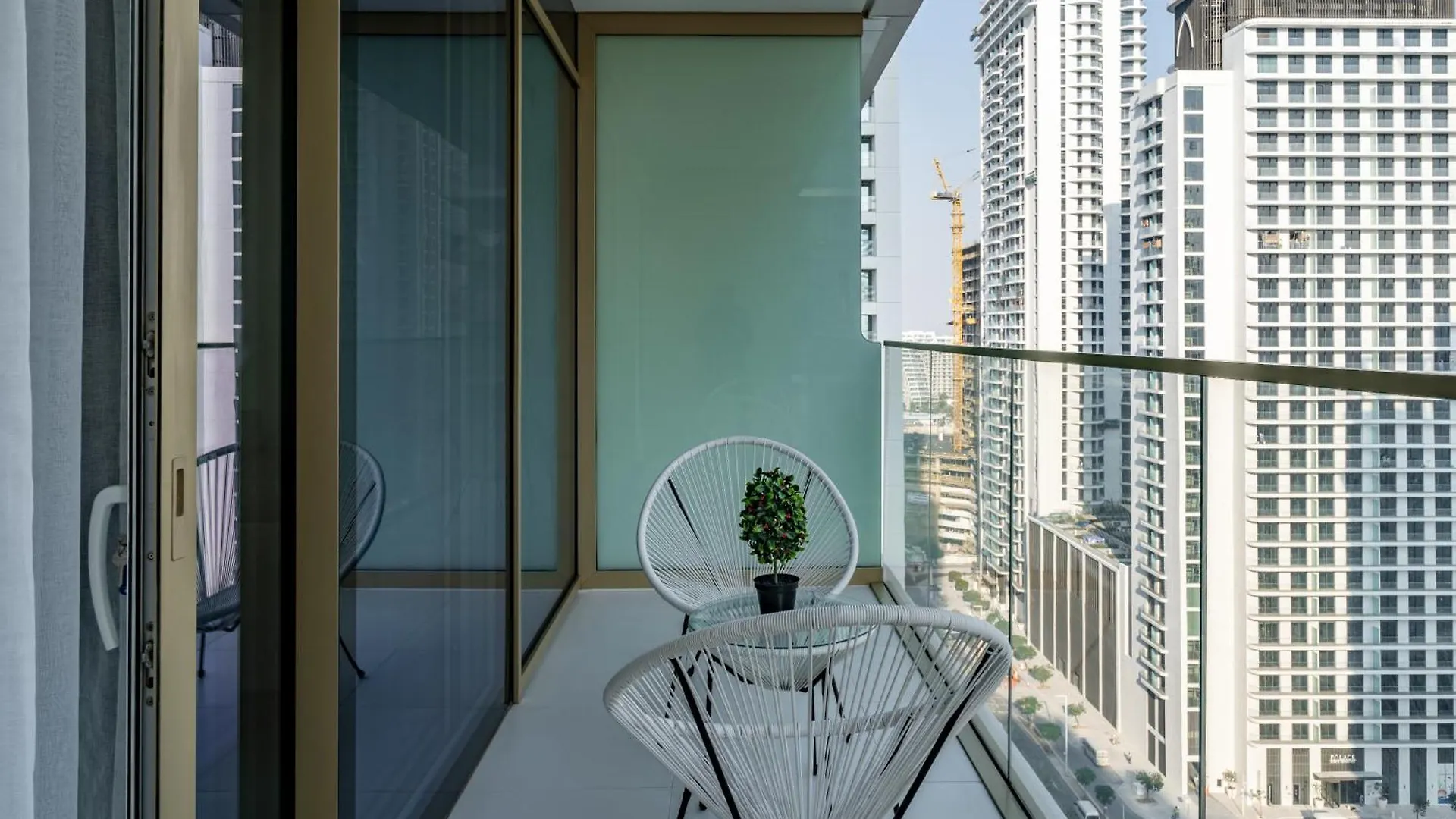 Homes & Beyond I Modernistic 1Br With Beachfront Дубай 0*,  ОАЭ